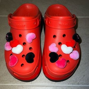 Karol G x Crocs Mega Crush Clog W9/M7